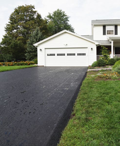 Blacktop Driveway Paving in Tracy
