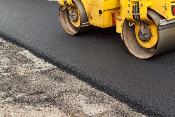 Driveway Asphalt Paving in Tracy