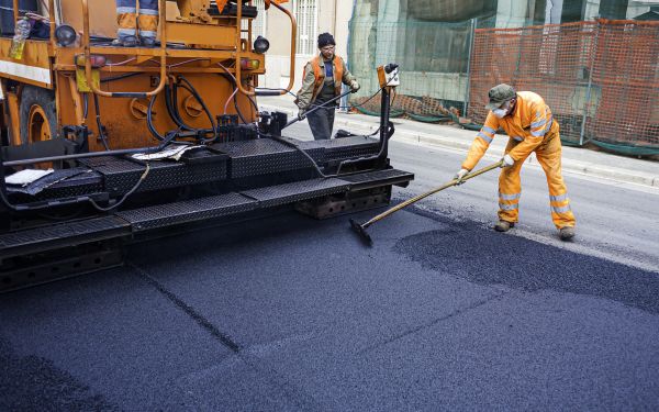 Asphalt Overlaying in Tracy